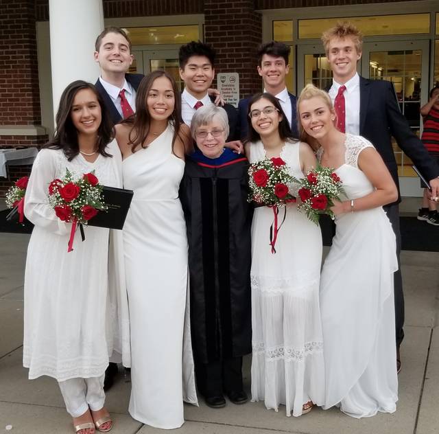 Sewickley Academy holds graduation ceremony