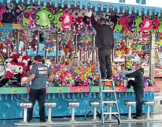 1287733_web1_gtr-carnival4