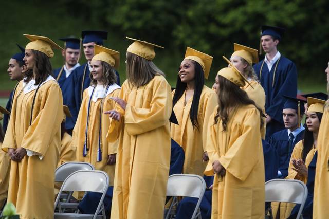 1288149_web1_SHR-BrentGrad-09-062019