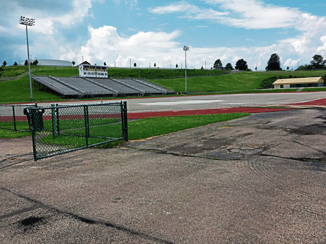 1288298_web1_gtr-TurfWork-061819