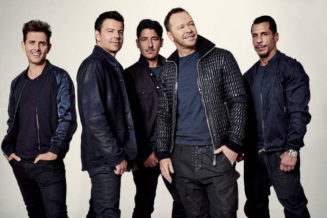 1307174_web1_gtr-TK-NKOTB-01062019