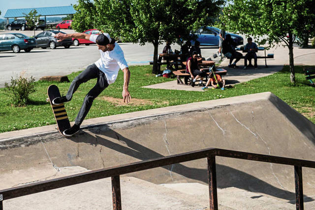 1307577_web1_gtr-lo-GoSkateDay003-062119