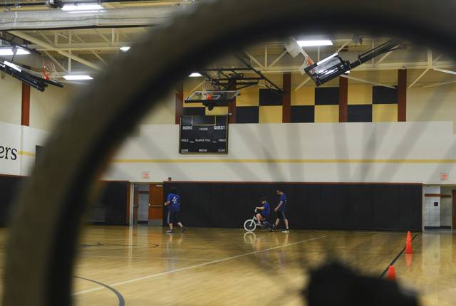Annual iBike camp held at Quaker Valley Middle School<span class="headline-video">Video <i class="fa-solid fa-circle-play"></i></span>