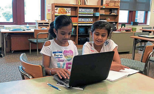 Pine-Richland hosts Young Writers event