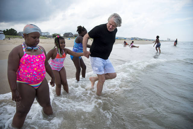 1326650_web1_beach-children-repeat-4c7d21c6-94fb-11e9-aadb-74e6b2b46f6a