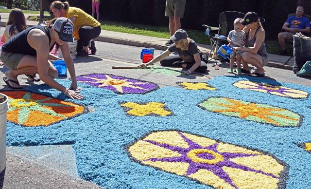 1332533_web1_vnd-lo-sawdust-carpets1-062519
