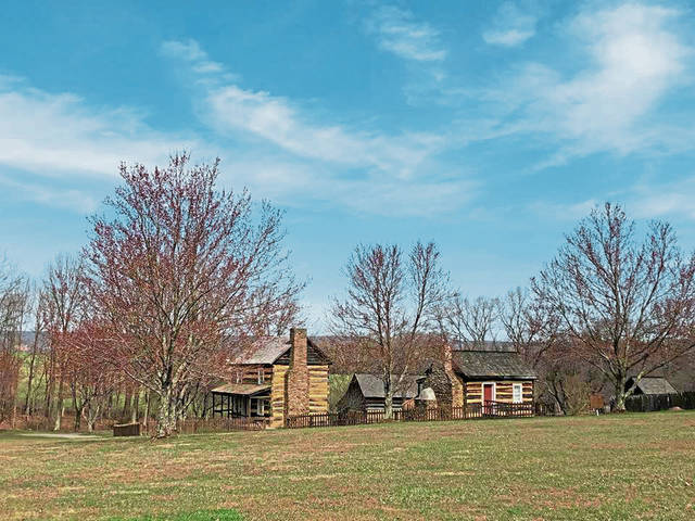 1252830_web1_gtr-fd-farmtabletour1-071419