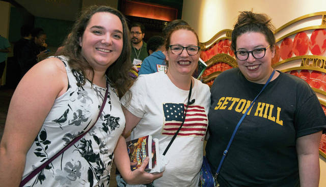 1323171_web1_gtr-OA-popfiction4-070119