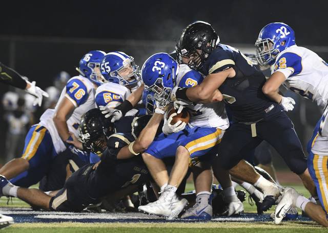 Hampton football works to improve during offseason training