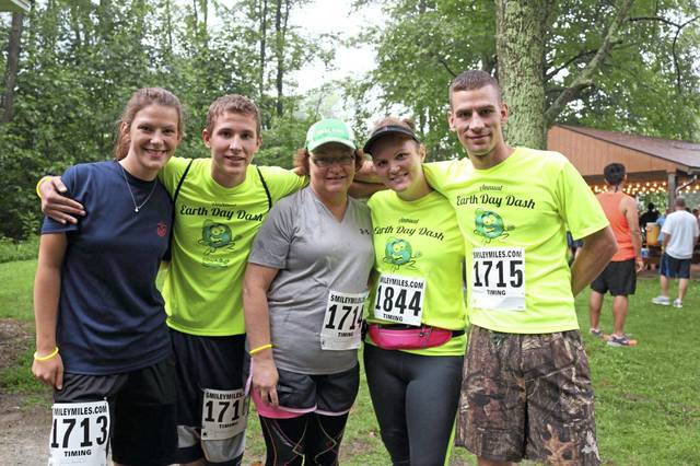1363284_web1_VND-LIV-MOONRUN-3