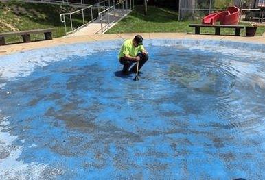 1369036_web1_her-sprinklerpool-071119