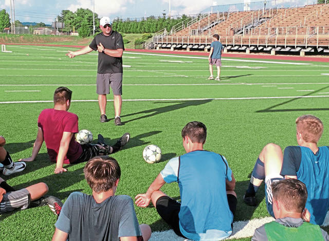 New coach, offseason workouts provide optimism for Highlands boys soccer