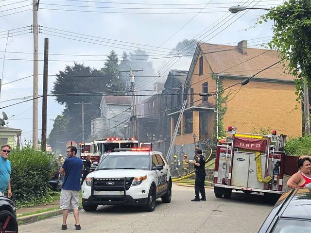 1374117_web1_ptr-nbraddockfire1-070519