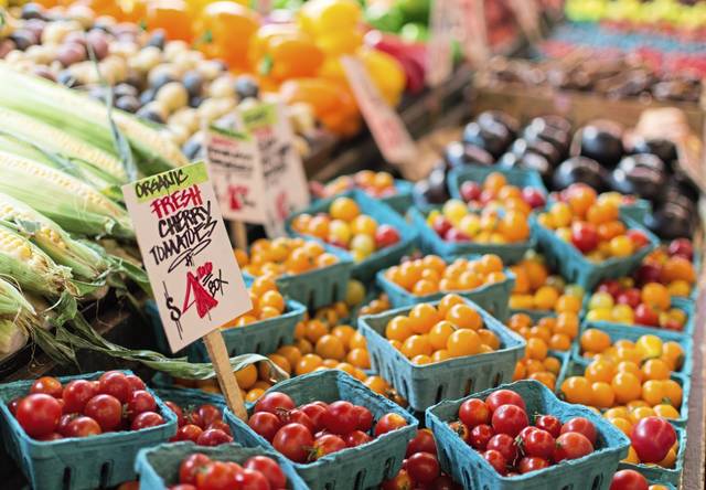 1375518_web1_php-farmersmarket-061319