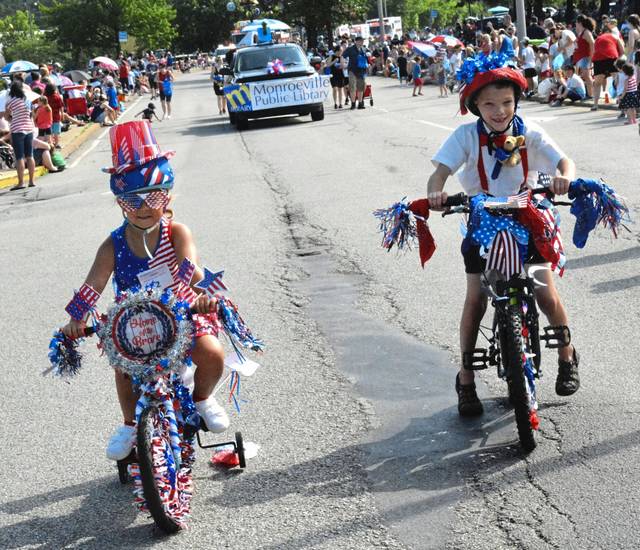 1376270_web1_Te-July4parade11-071119 1376270_web1_Te-July4parade11-071119