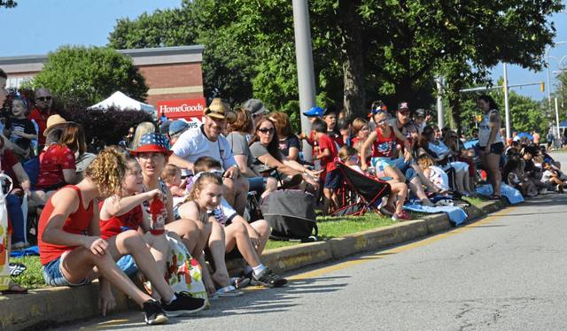 1376270_web1_Te-July4parade3-071119 1376270_web1_Te-July4parade3-071119