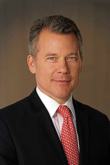 Rathke is named Hampton’s Most Distinguished Alumnus