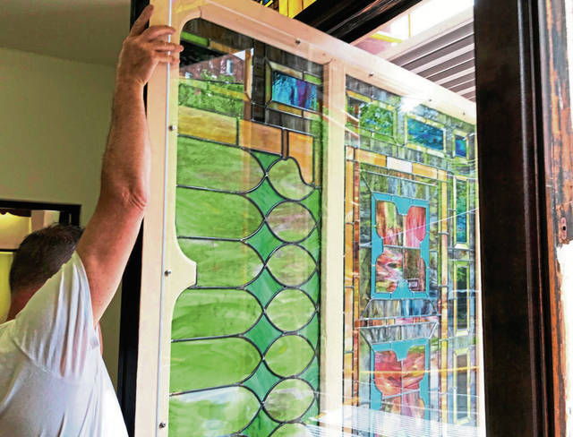 1398599_web1_vnd-stainedglass4-071419