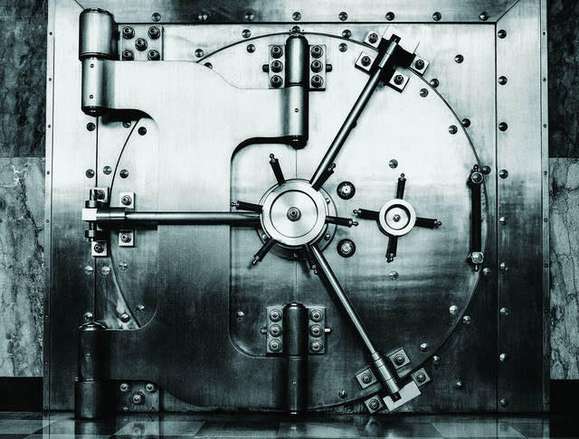 1420782_web1_BankVaultB