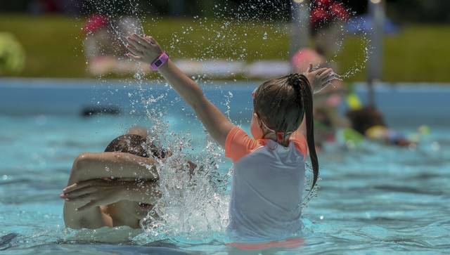 1427015_web1_VND-HotWeather-062819