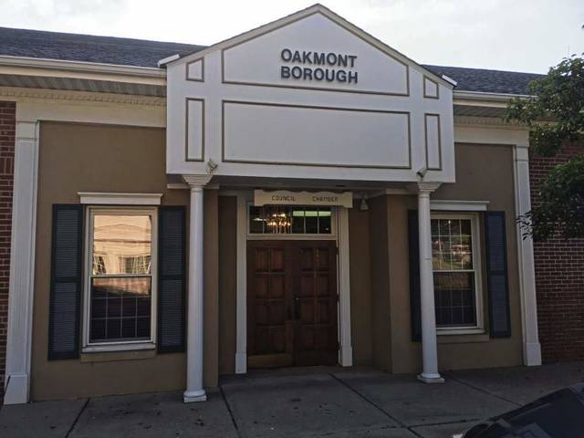 1431387_web1_oakmont-borough