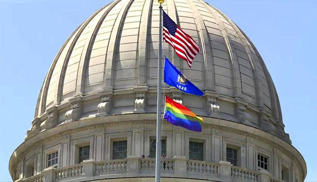 1441402_web1_AP19158752522787