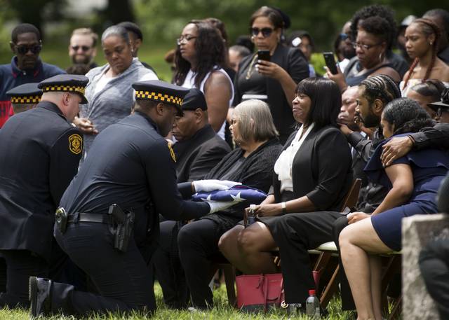 1447352_web1_PTR-HallFuneral330-072319