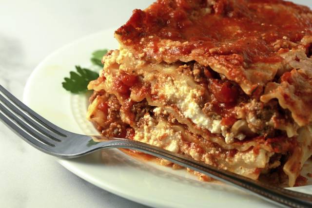 1447412_web1_gtr-liv-lasagna-02-072519--