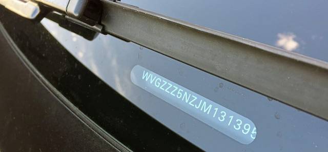 1452731_web1_WEB-vehicle-identification-number