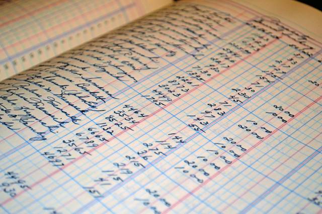 Plum woman charged with embezzling $320K from insurance firm where she worked