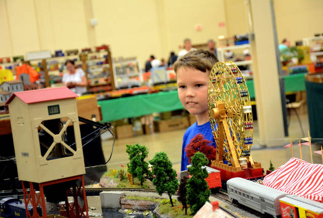 1456233_web1_Te-trainshow1-080119