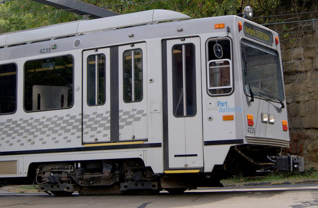 1462005_web1_ptr-TLightRail