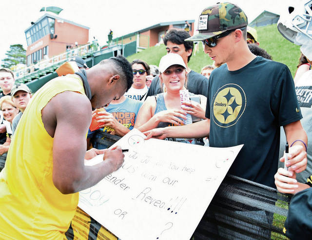 1465458_web1_gtr-steelers16-072719