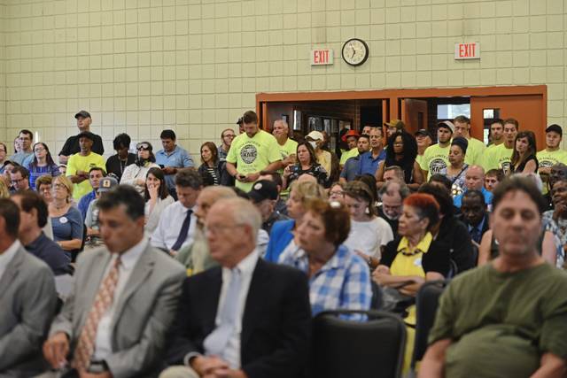 1471789_web1_ptr-clairtonhearing-073119-7