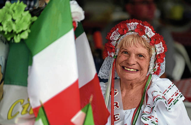 1473821_web1_VND-LIV-FESTA-VANDER-1-DANS