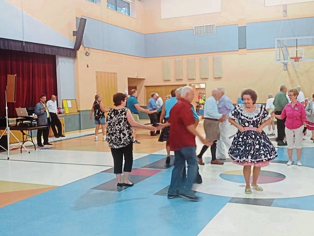 North Hills Squares hosting open house