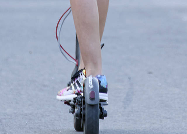 1491395_web1_girl-4308084