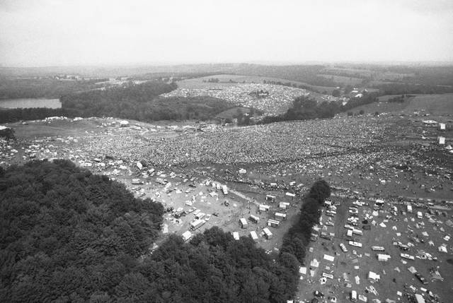 1503566_web1_GTR-woodstockGALLERY-AP16