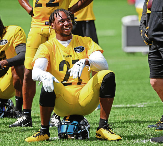 1509796_web1_gtr-steelers10-080819