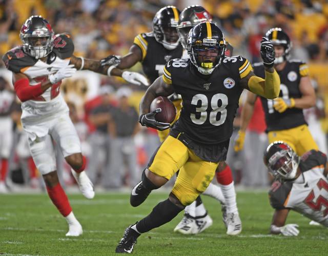 1525065_web1_gtr-steelers07-081019