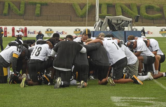 1527893_web1_gtr-steelers02-081419