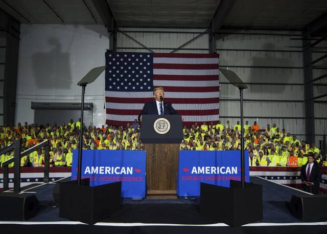 1534017_web1_PTR-Trumpvisit29-081319