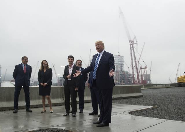 1534017_web1_PTR-Trumpvisit48-081319