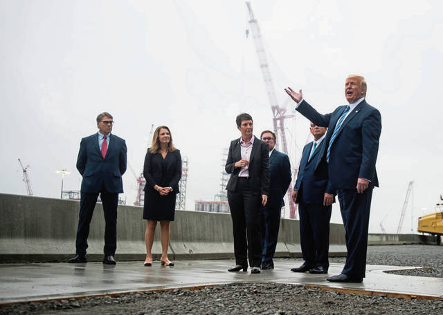 1534019_web1_PTR-Trumpvisit44-081319