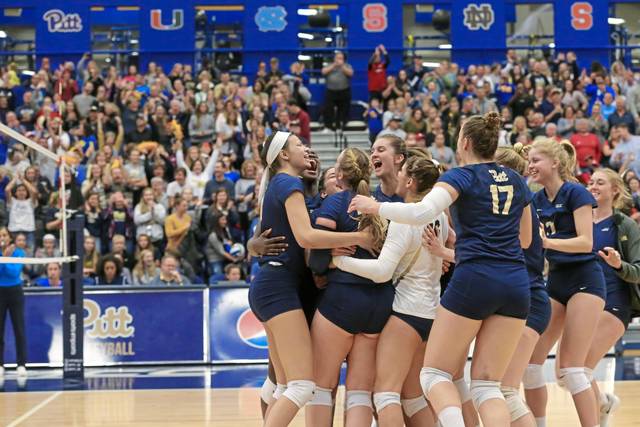 1536011_web1_gtr-pittvolley-102318