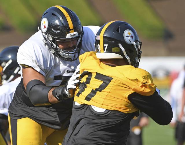 1537816_web1_gtr-steelers11-080219