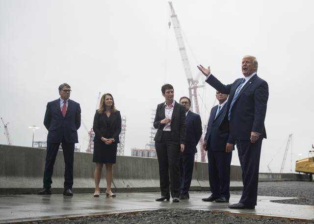 1544244_web1_PTR-Trumpvisit45-081319