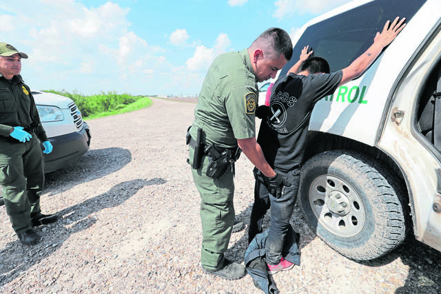 1544769_web1_Immigration_Separating_Families_36395