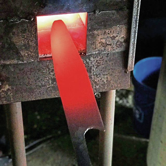 1550456_web1_knife-forge
