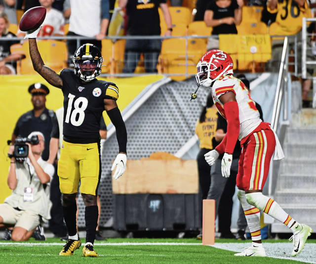 1557226_web1_gtr-steelers17-081819